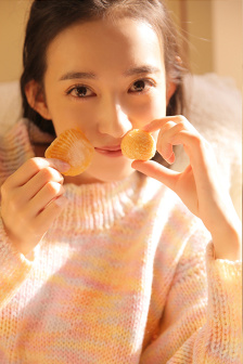 成色18K.8811.7V黑莓